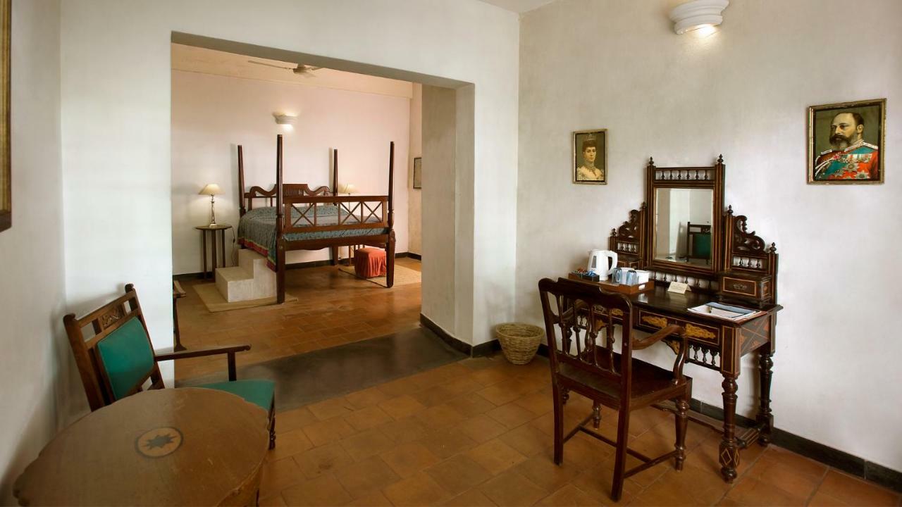 Neemrana'S- Tower House Hotel Kochi Luaran gambar
