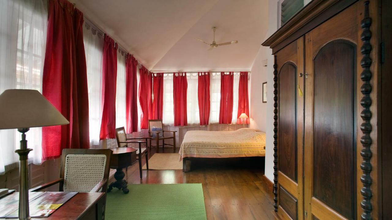 Neemrana'S- Tower House Hotel Kochi Luaran gambar